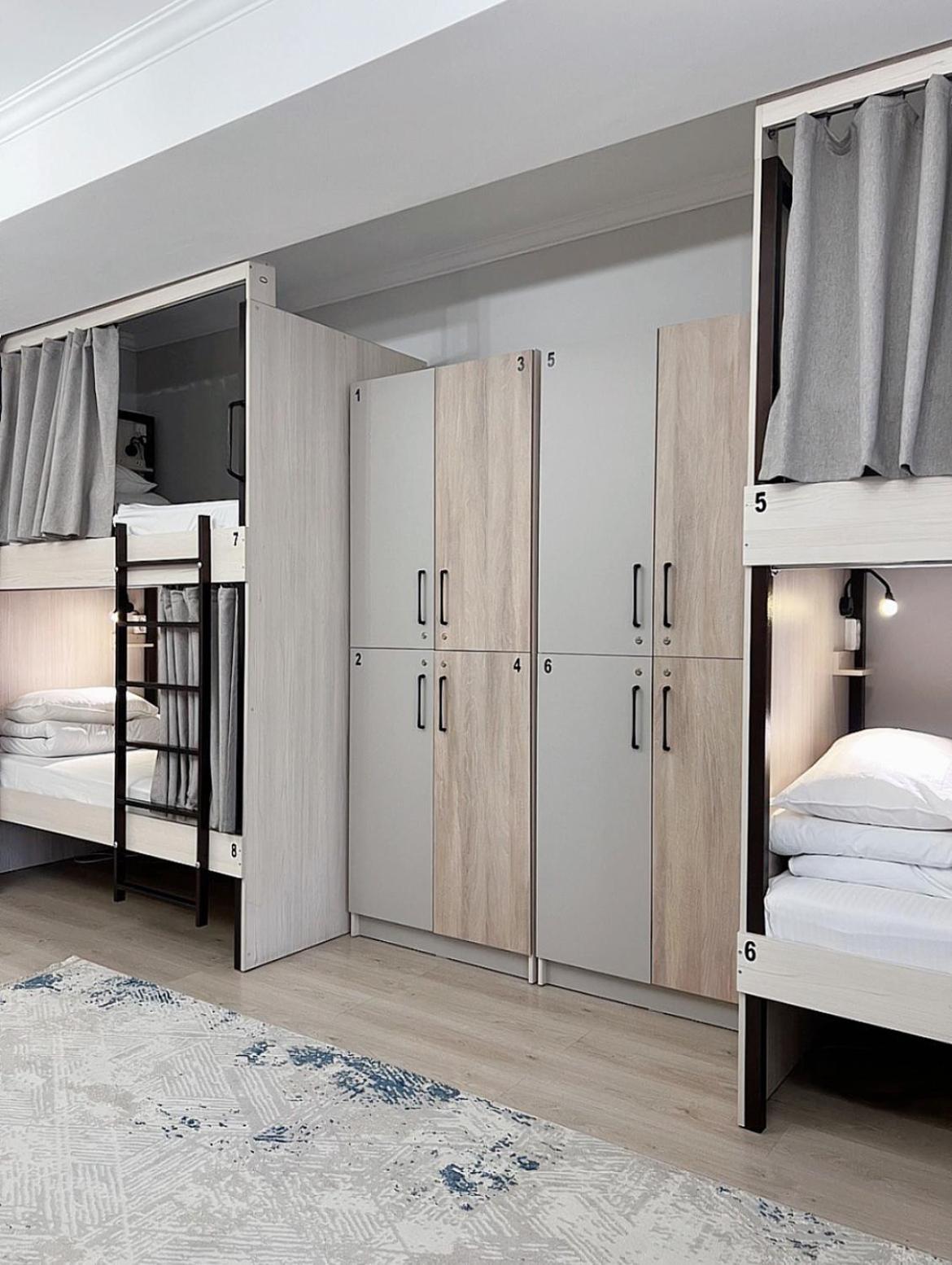 Compass Hostel Biszkek Zewnętrze zdjęcie