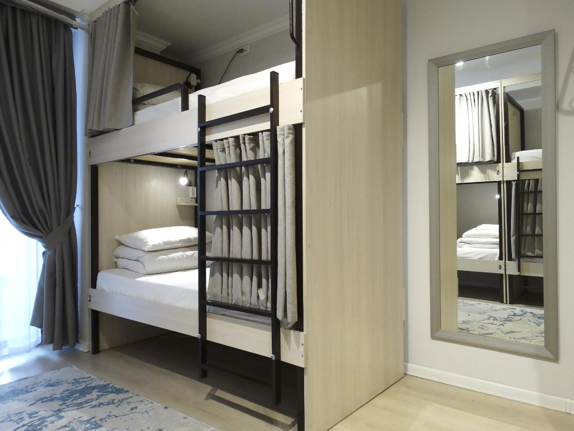 Compass Hostel Biszkek Zewnętrze zdjęcie